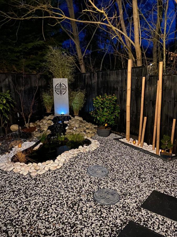 Suite romantique et climatisée avec jacuzzi Puydaniel Extérieur photo