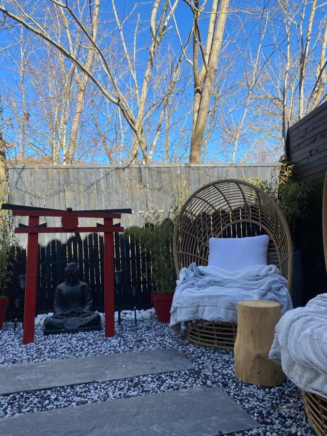 Suite romantique et climatisée avec jacuzzi Puydaniel Extérieur photo