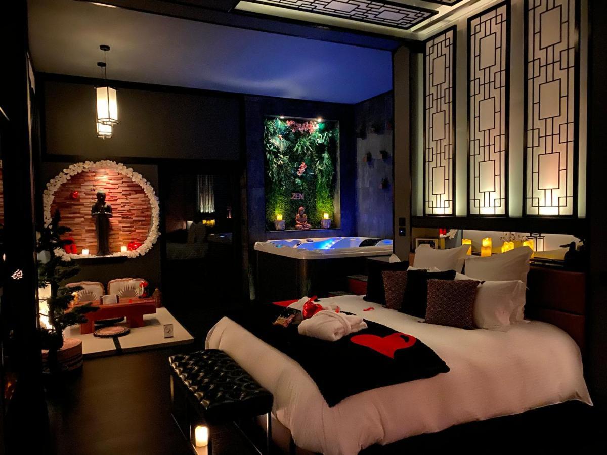 Suite romantique et climatisée avec jacuzzi Puydaniel Extérieur photo